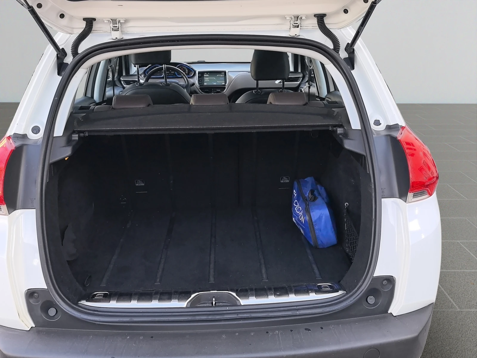 Peugeot 2008 1.2 VTI 82 hp MT5 | Mobile.bg � ����������� 14