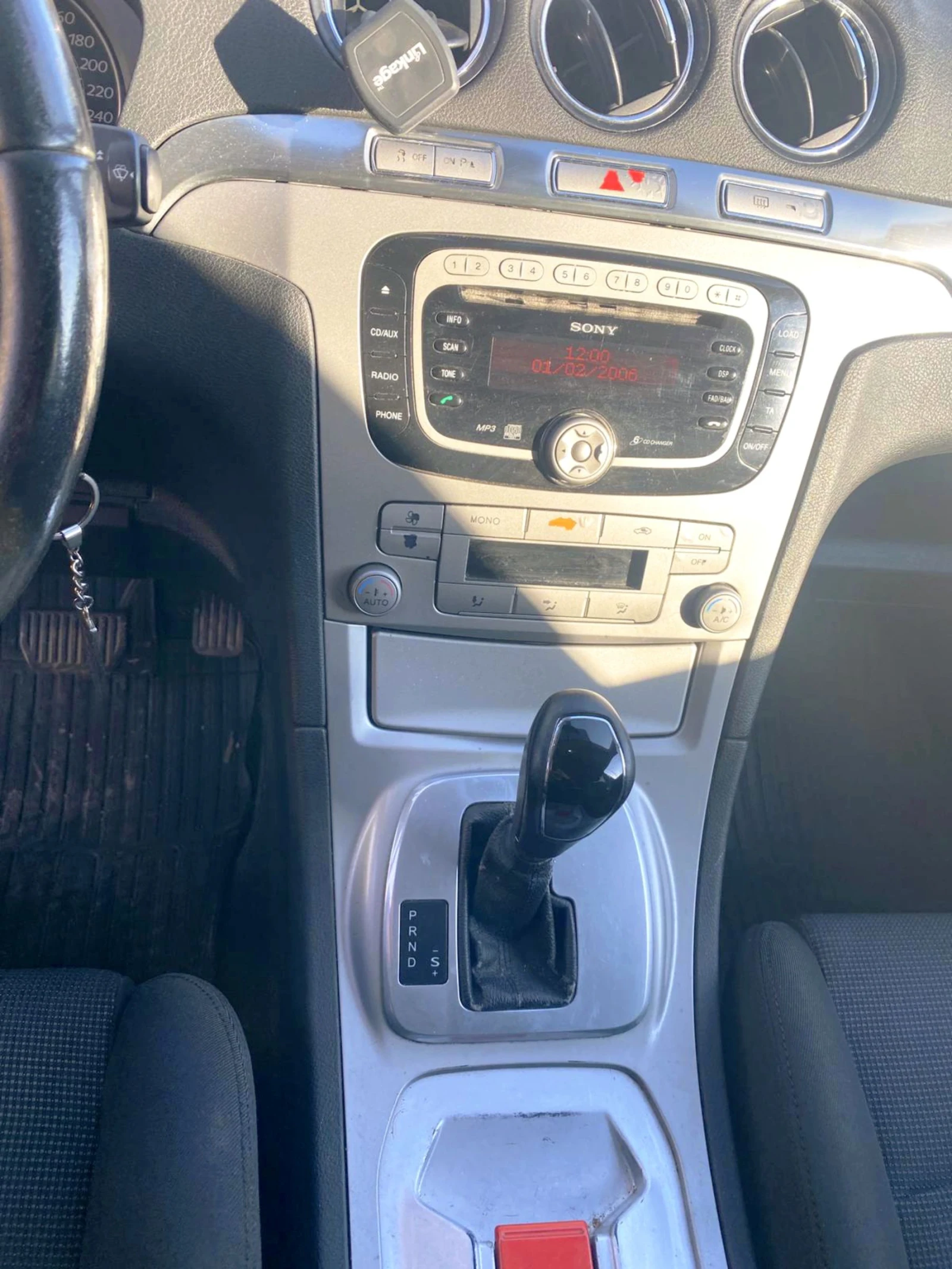 Ford S-Max  - изображение 10