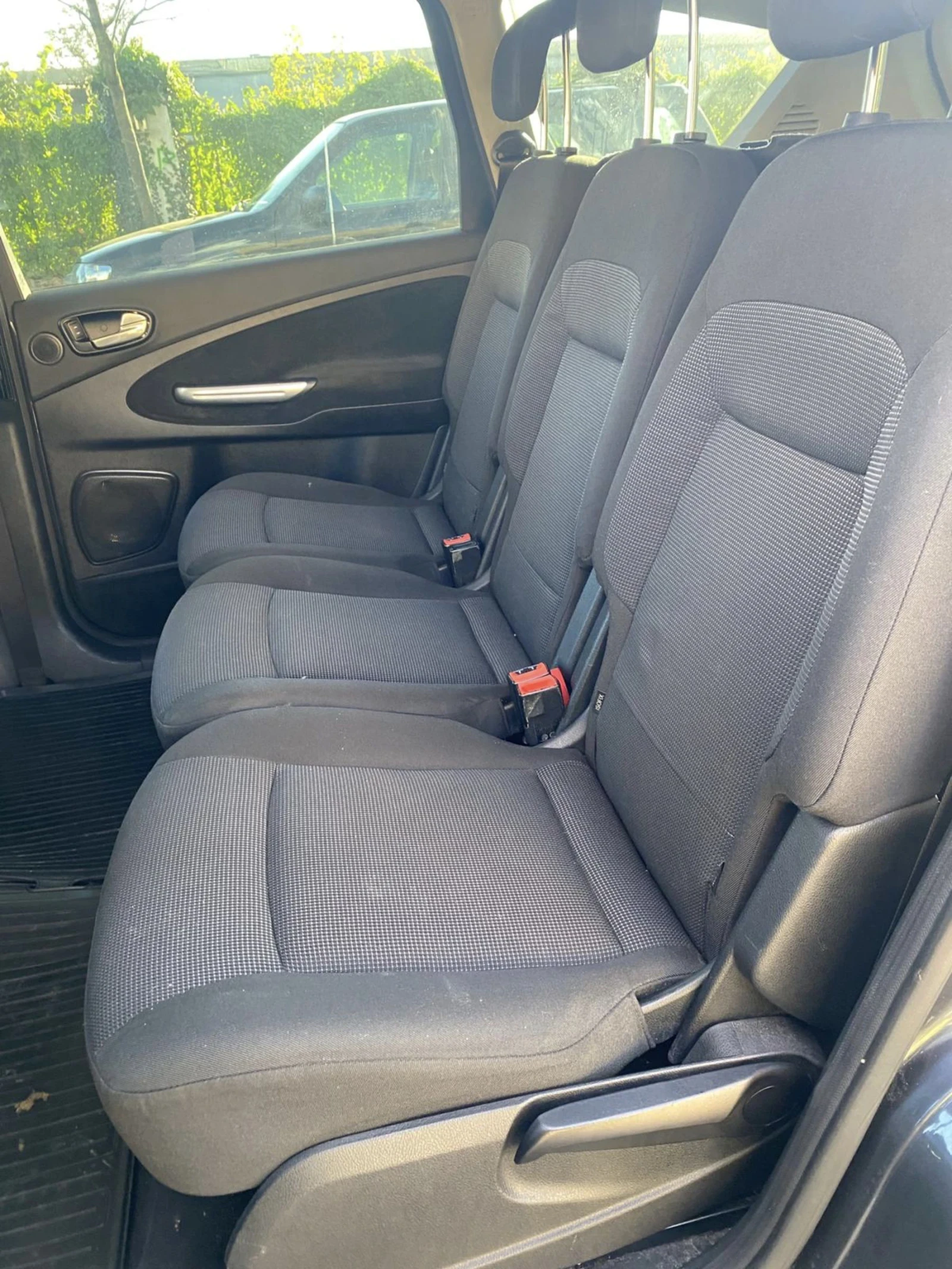 Ford S-Max  - изображение 9