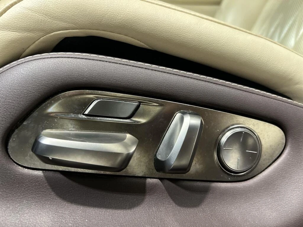 Lexus LS * LUXURY PKG MARK LEVINSON AUDIO 360* CARFAX*  | Mobile.bg � ����������� 13