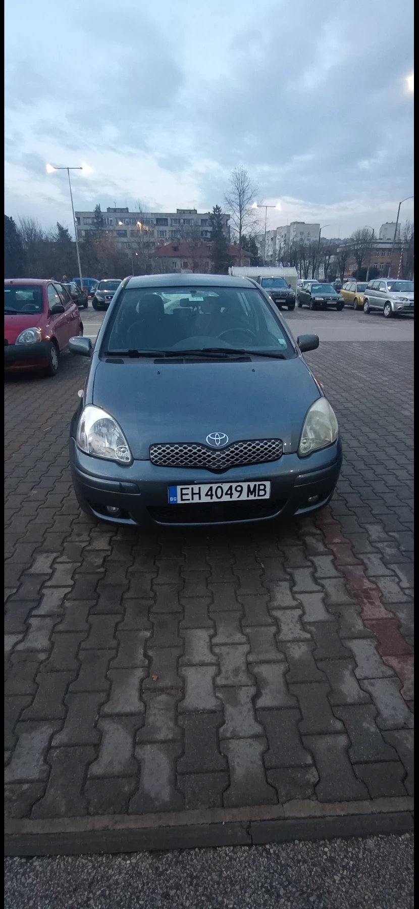 Toyota Yaris  - изображение 7
