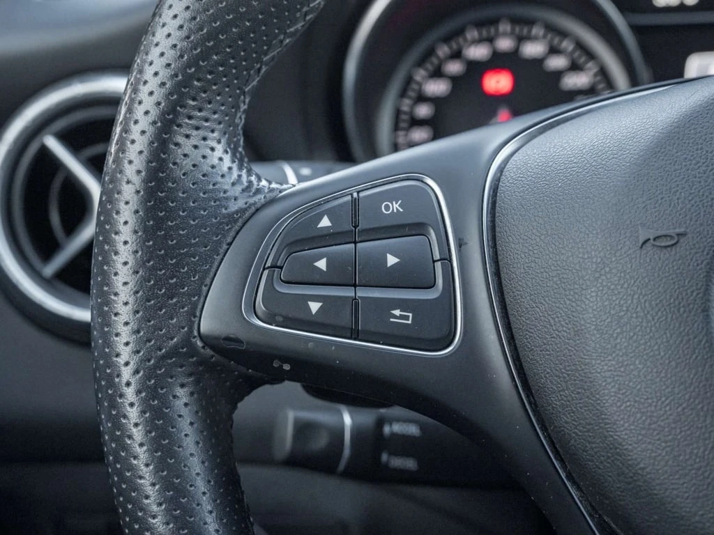 Mercedes-Benz CLA * CLA250 4M * CARFAX * ЦЕНА ДО БГ - изображение 10