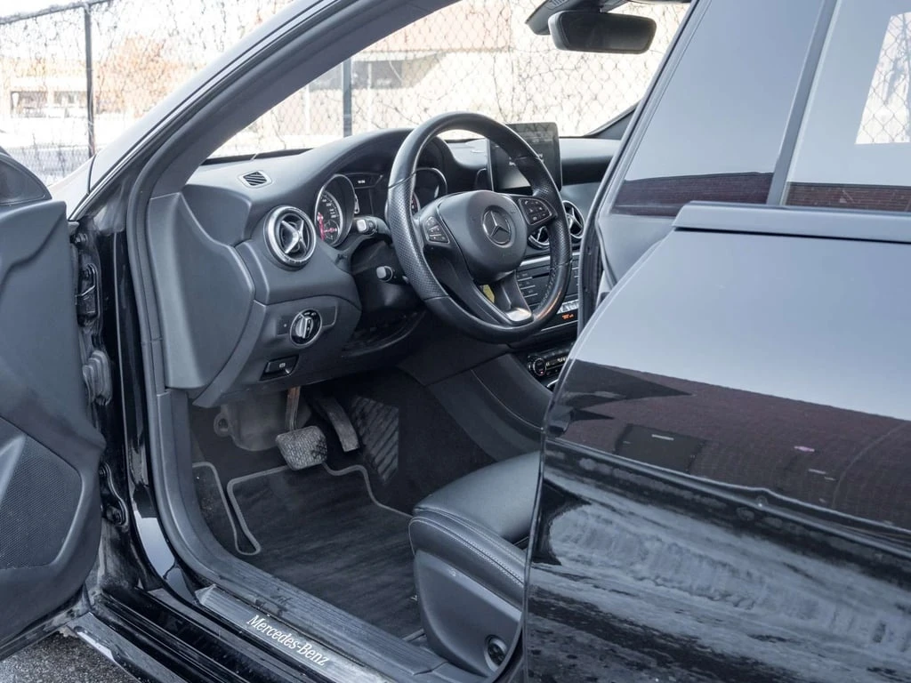 Mercedes-Benz CLA * CLA250 4M * CARFAX * ЦЕНА ДО БГ - изображение 9