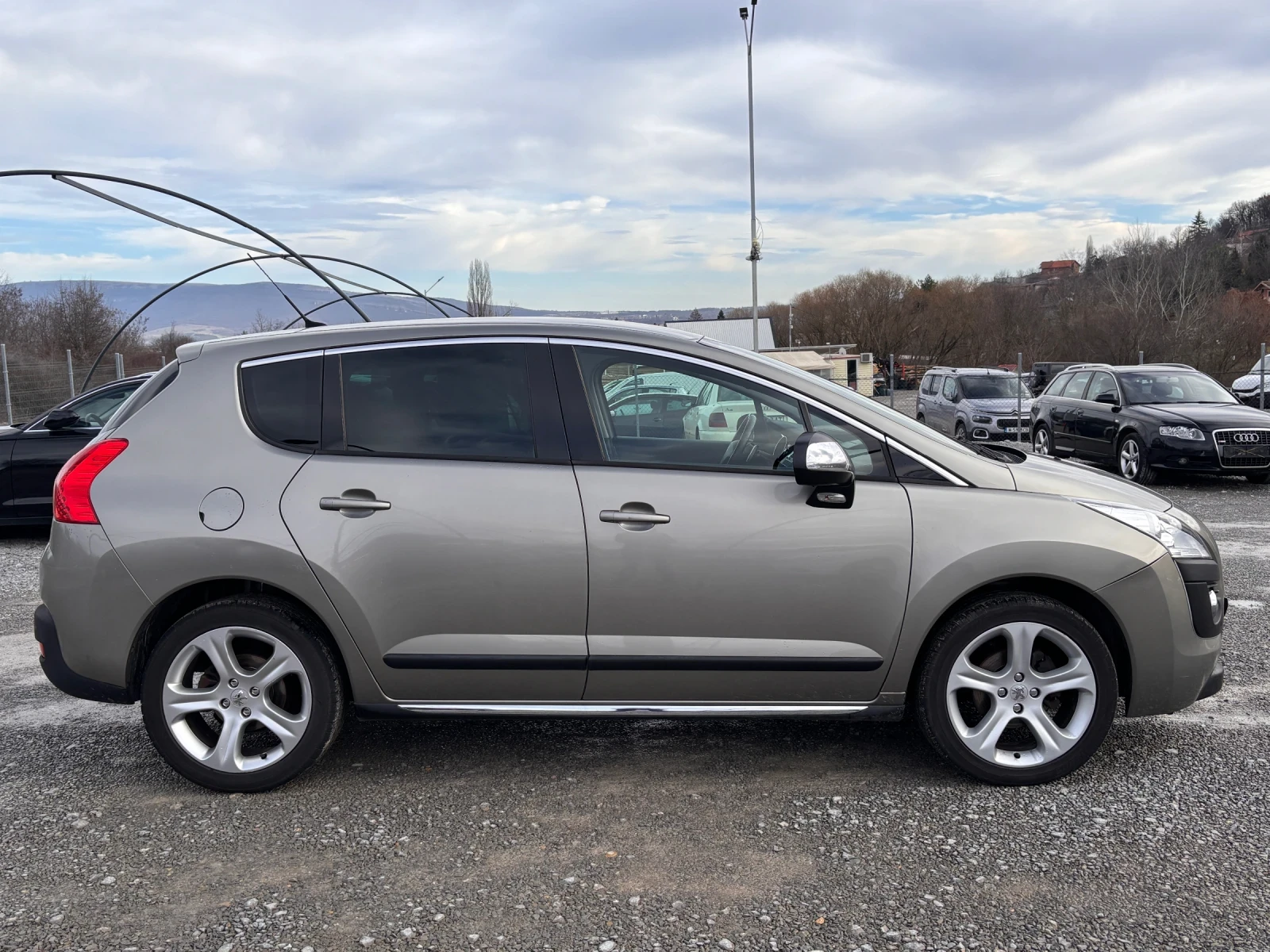 Peugeot 3008 1.6 HDI Avtomat - изображение 7