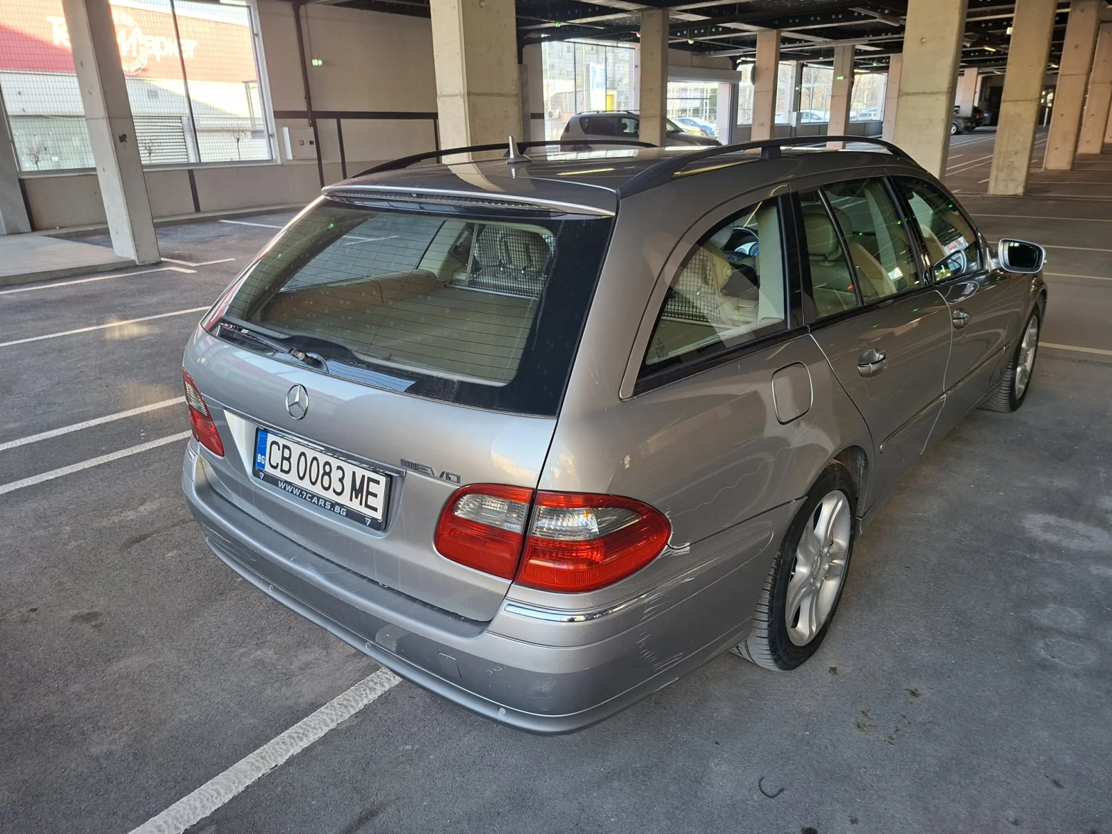 Mercedes-Benz E 320 avangarde, снимка 4 - Автомобили и джипове - 53852580