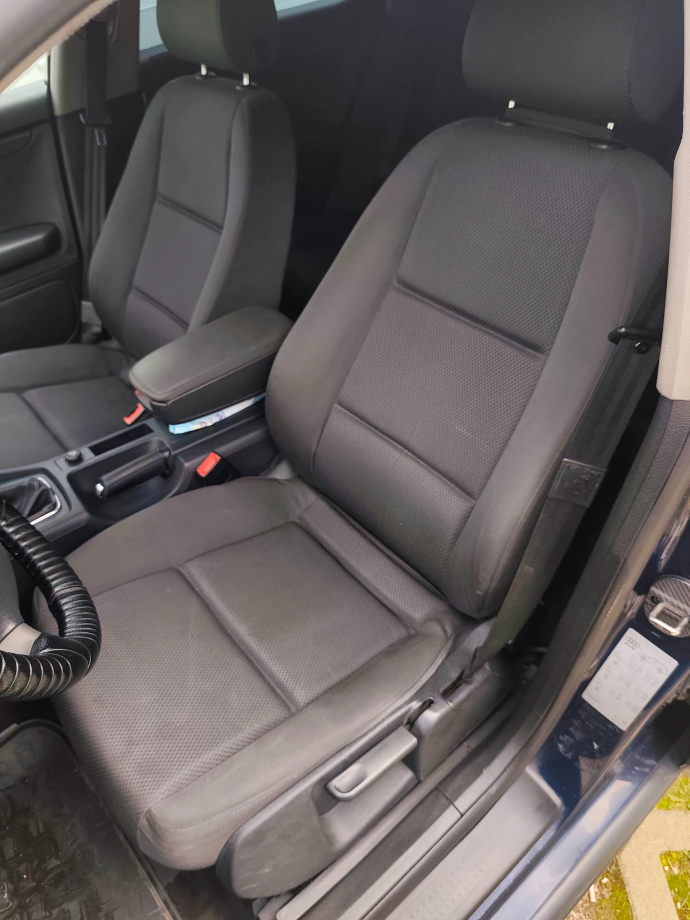 Audi A4 B6 1.9 TDI, снимка 13 - Автомобили и джипове - 54158084