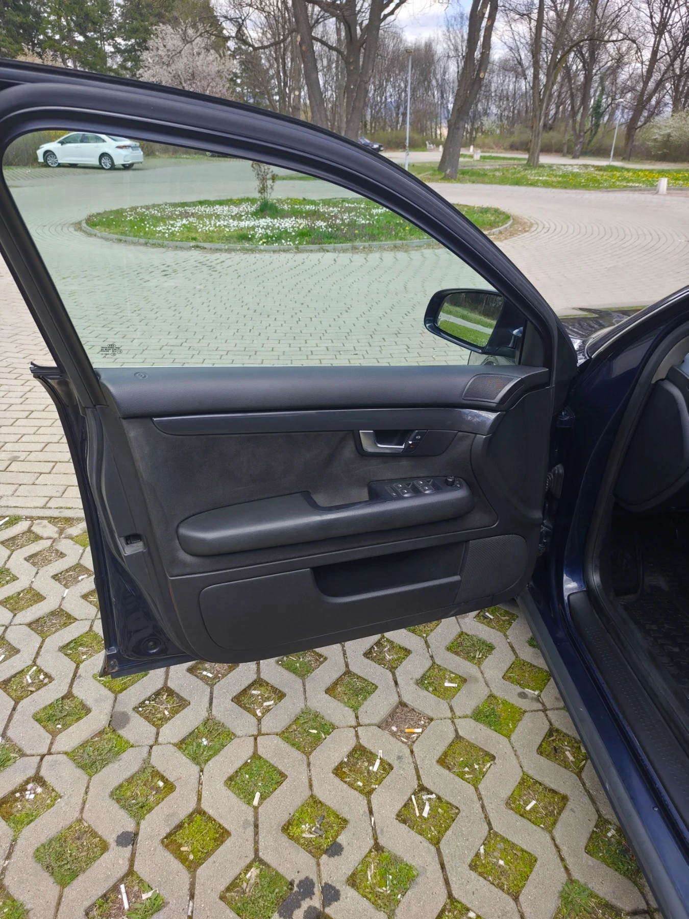 Audi A4 B6 1.9 TDI, снимка 12 - Автомобили и джипове - 54158084