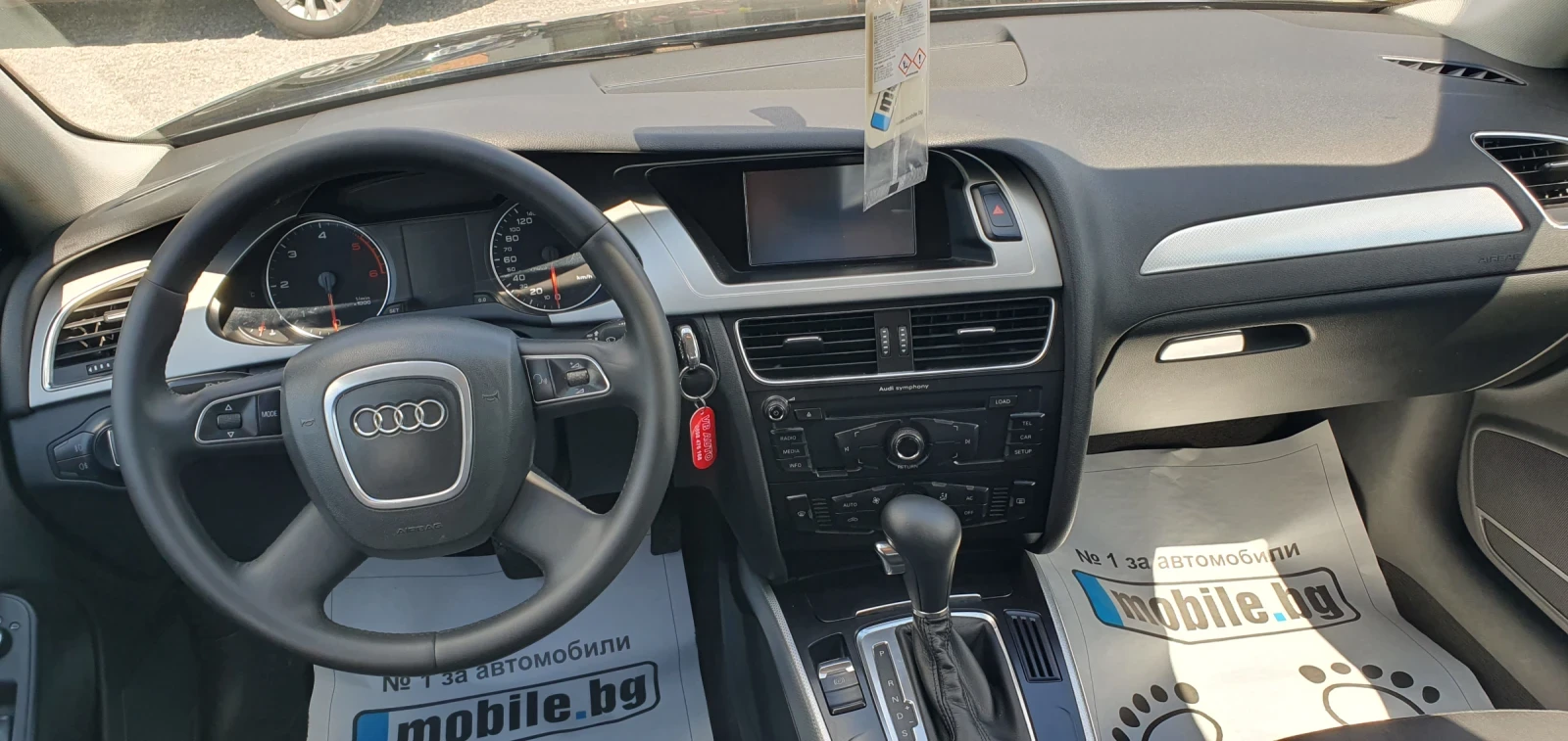 Audi A4 2, 0 TDI AUTOMATIC, снимка 9 - Автомобили и джипове - 54596424