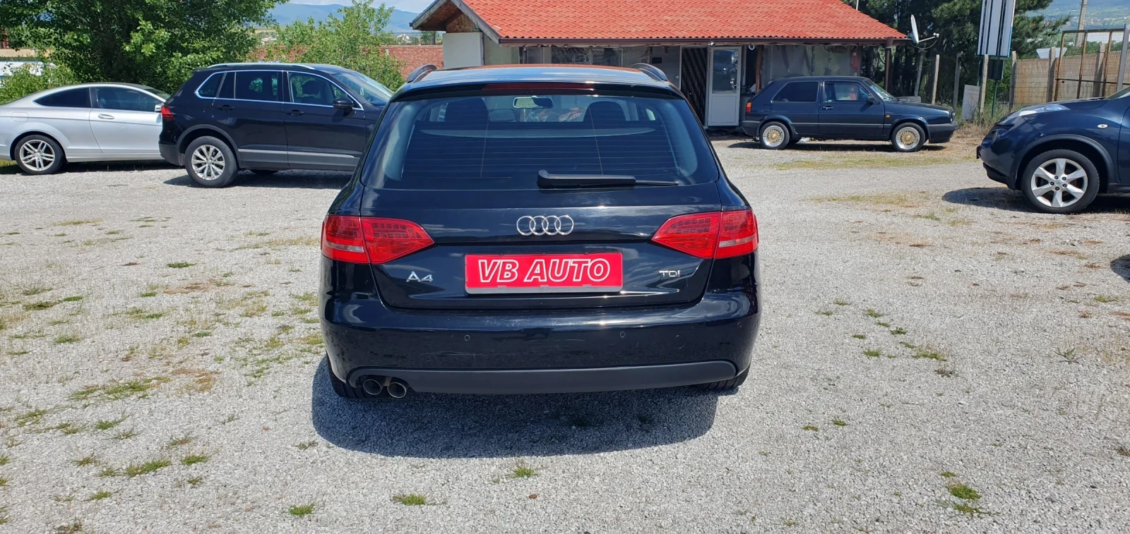 Audi A4 2, 0 TDI AUTOMATIC, снимка 5 - Автомобили и джипове - 54596424