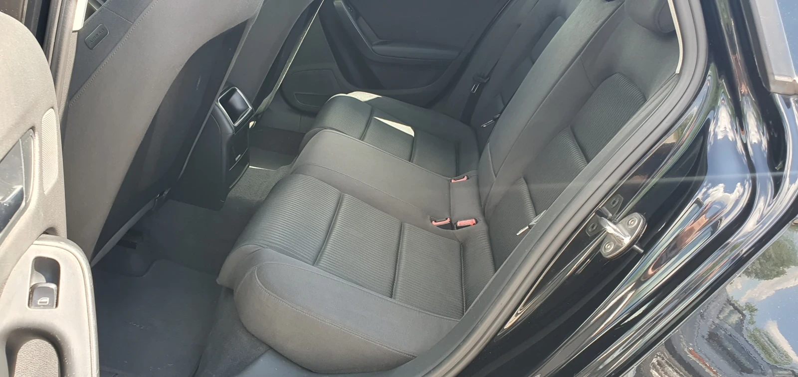Audi A4 2, 0 TDI AUTOMATIC, снимка 12 - Автомобили и джипове - 54596424