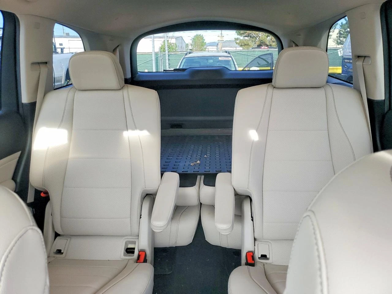 Mercedes-Benz GLS 450 3.0l 4Matic, снимка 10 - Автомобили и джипове - 54726048