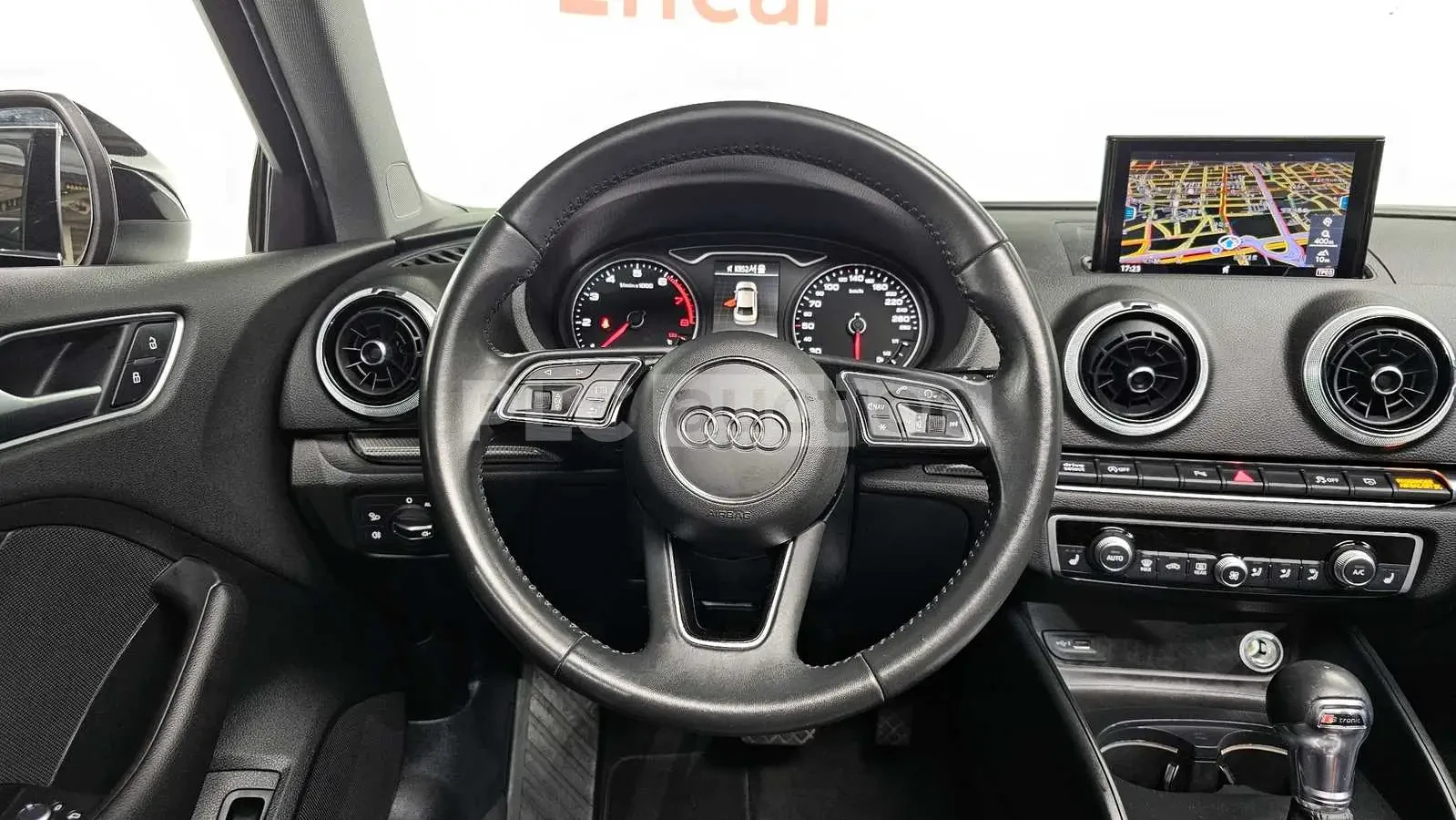 Audi A3 40TFSI| ПОДГРЕВ| ПАНО| ВКЛ.ТЕХНОТЕСТ, снимка 6 - Автомобили и джипове - 54845706