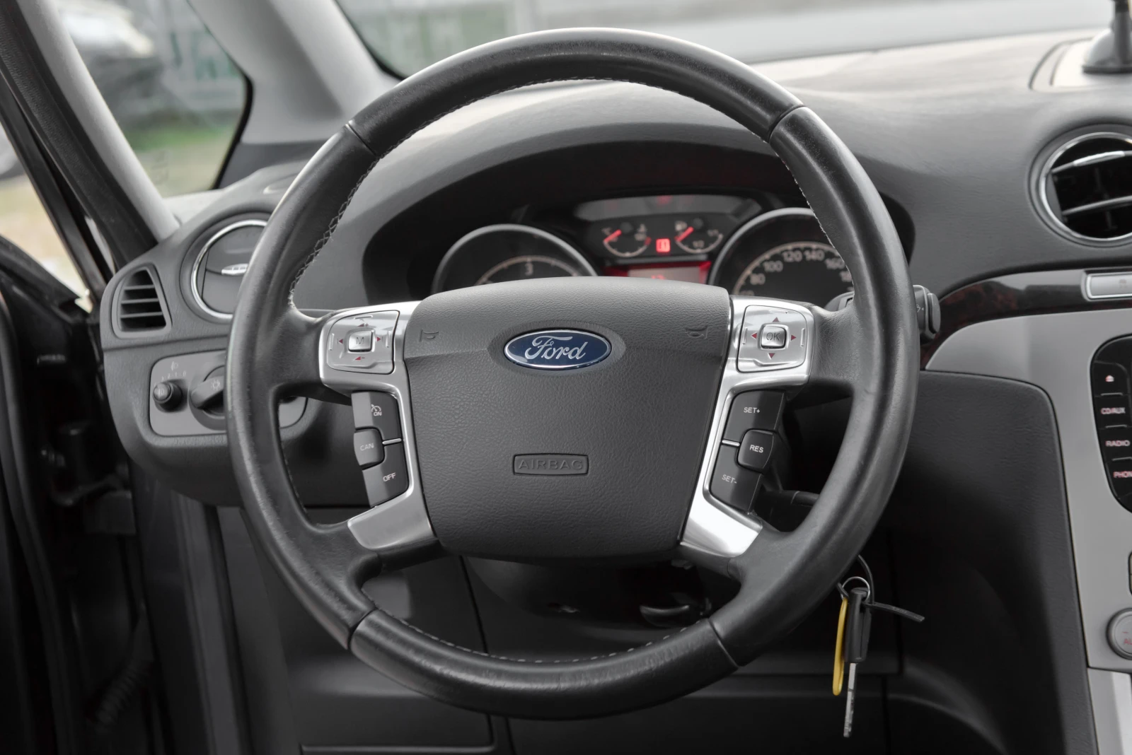Ford Galaxy 2.0tdci 140ks 7mesta, снимка 16 - Автомобили и джипове - 54861216