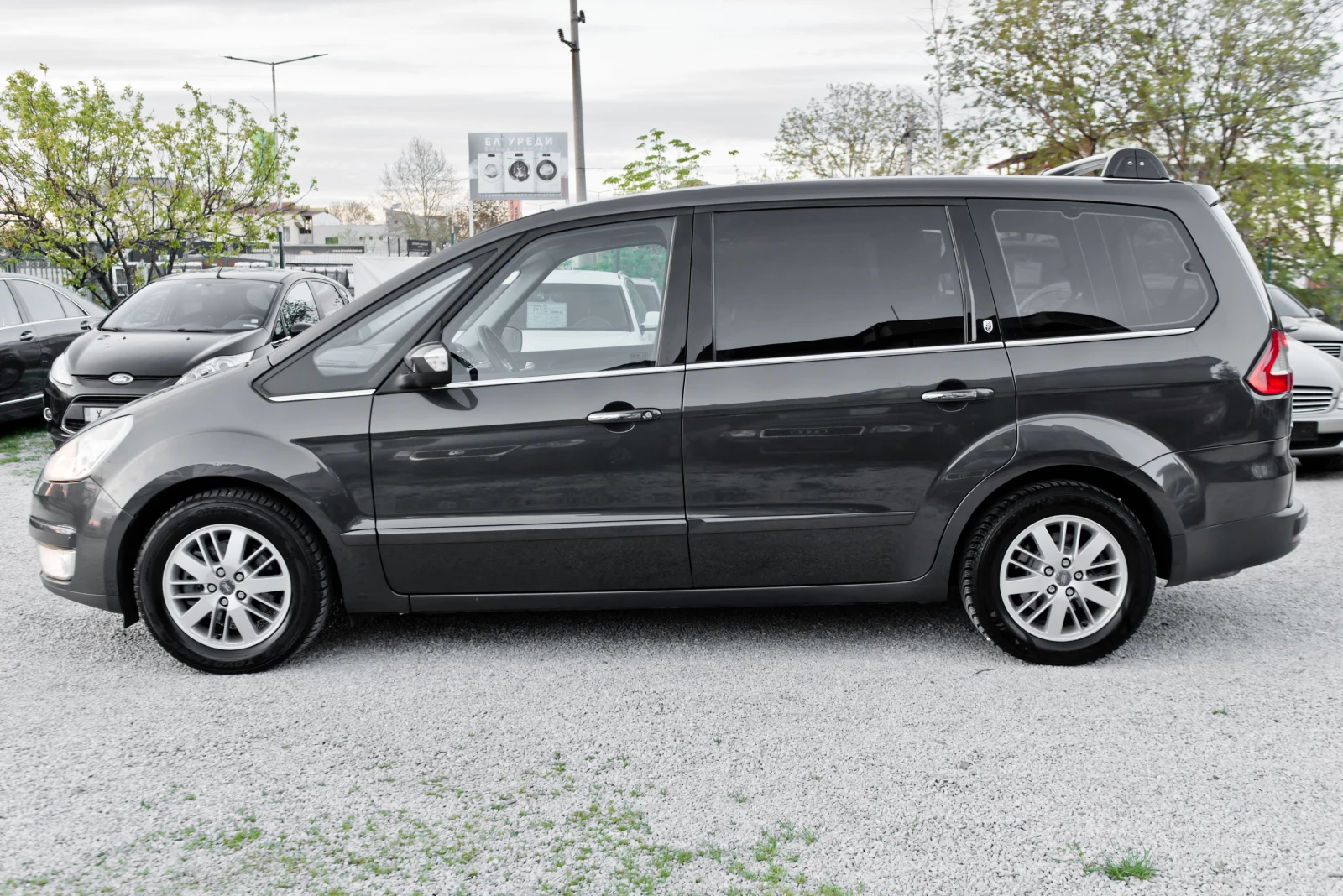 Ford Galaxy 2.0tdci 140ks 7mesta, снимка 8 - Автомобили и джипове - 54861216