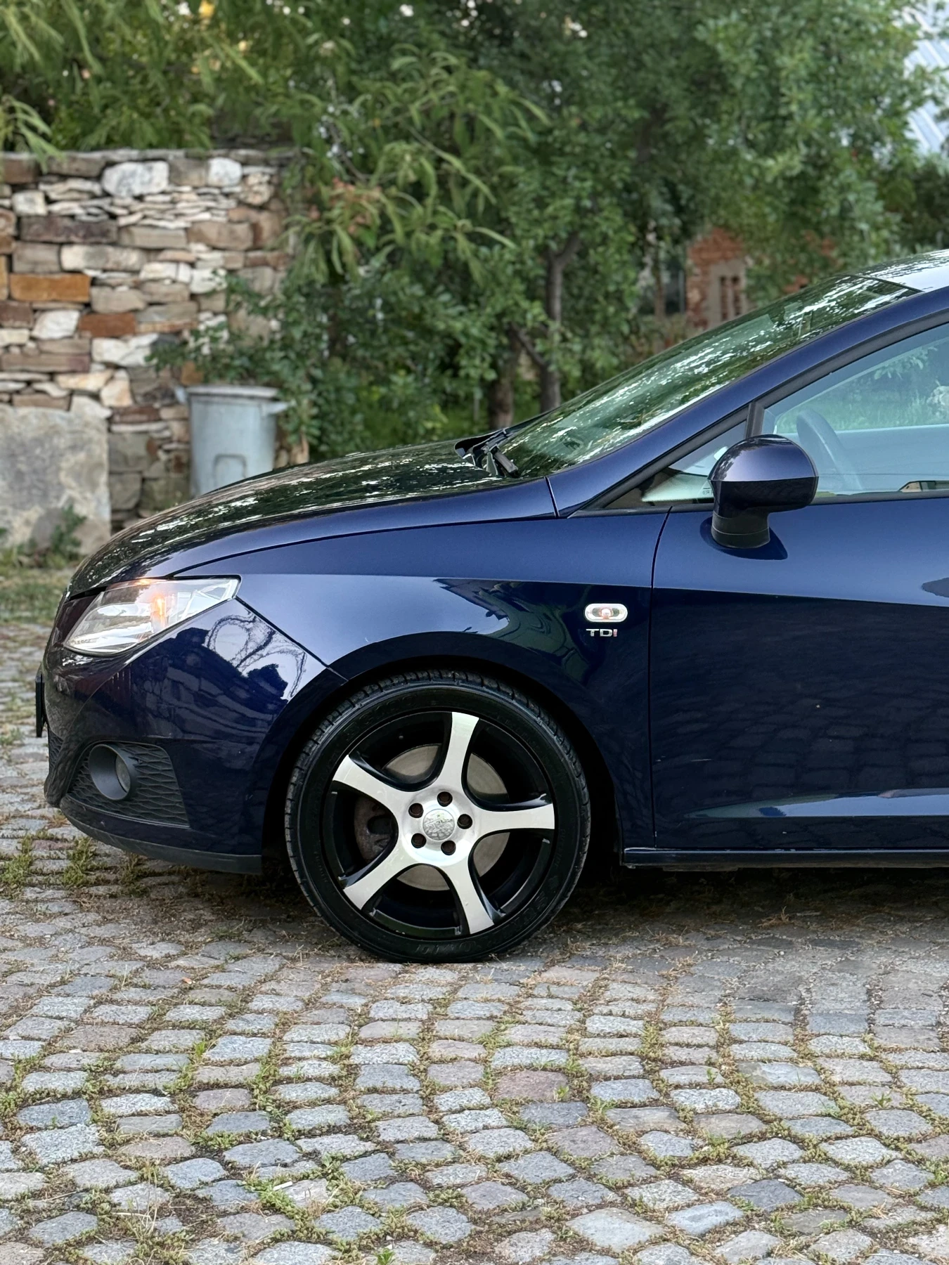 Seat Ibiza 1.9 105 * Клима* Подгрев* Икономичен!, снимка 7 - Автомобили и джипове - 54907494