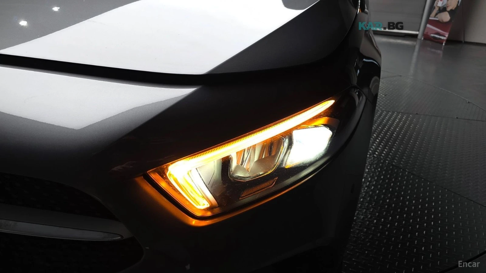 Mercedes-Benz A 220 * CARBON* 360* KEYLESS* Camera* ПОДГРЕВ* , снимка 17 - Автомобили и джипове - 55062567