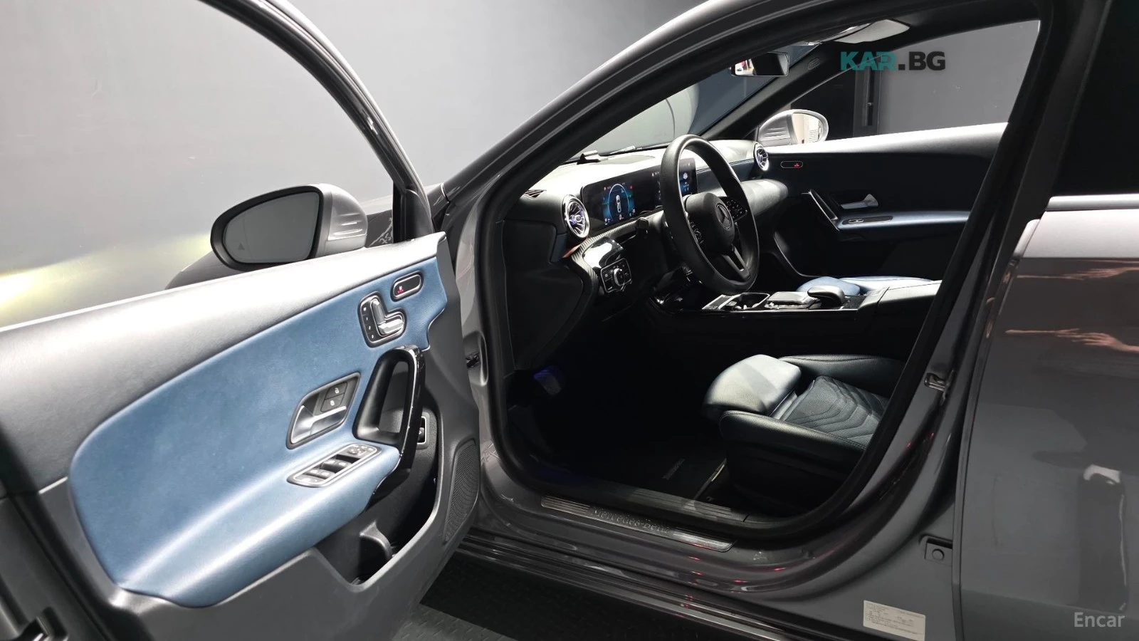 Mercedes-Benz A 220 * CARBON* 360* KEYLESS* Camera* ПОДГРЕВ* , снимка 9 - Автомобили и джипове - 55062567