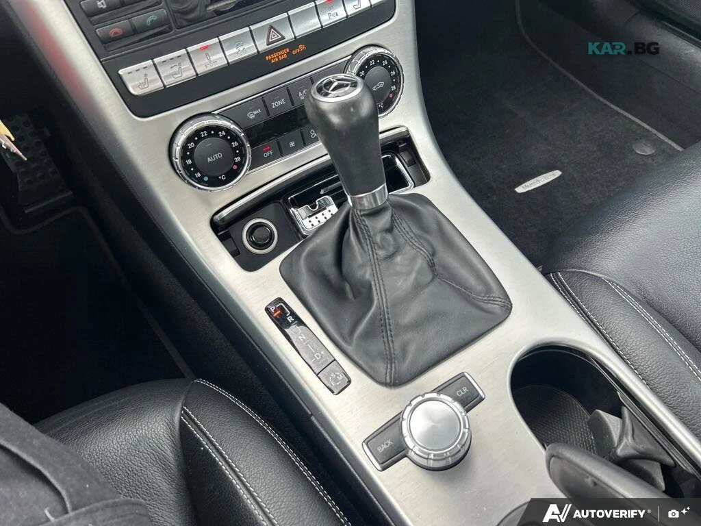 Mercedes-Benz SLK 350* AвтоКредит* (ЦЕНА ДО БГ), снимка 14 - Автомобили и джипове - 55190251