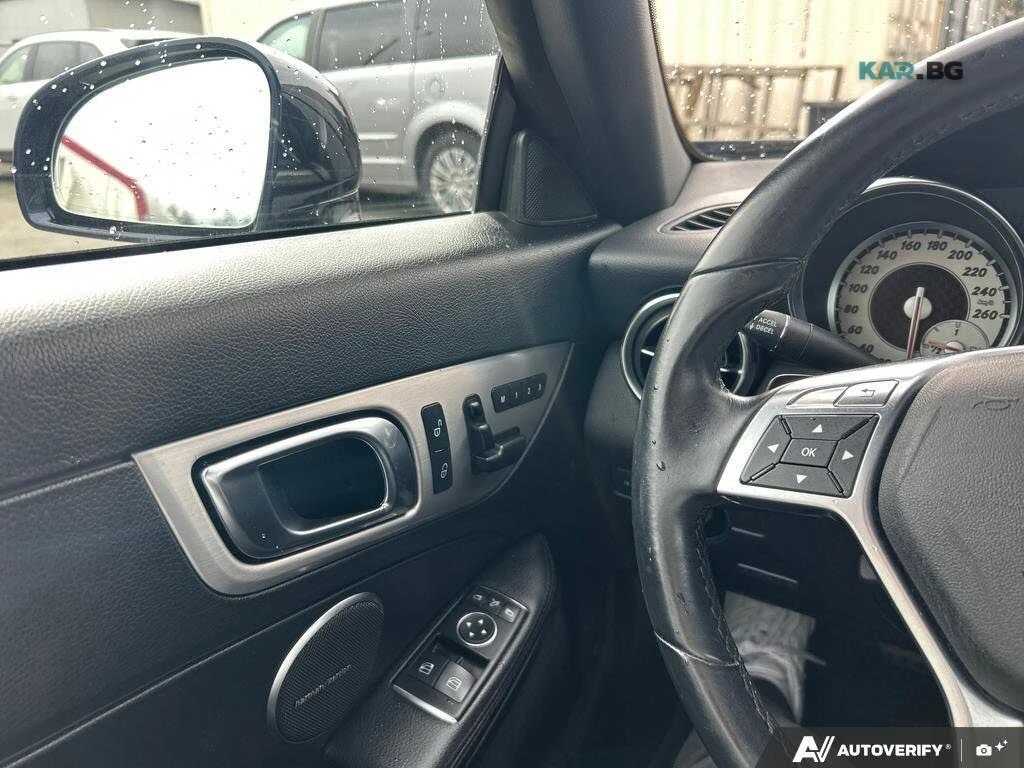 Mercedes-Benz SLK 350* AвтоКредит* (ЦЕНА ДО БГ), снимка 13 - Автомобили и джипове - 55190251