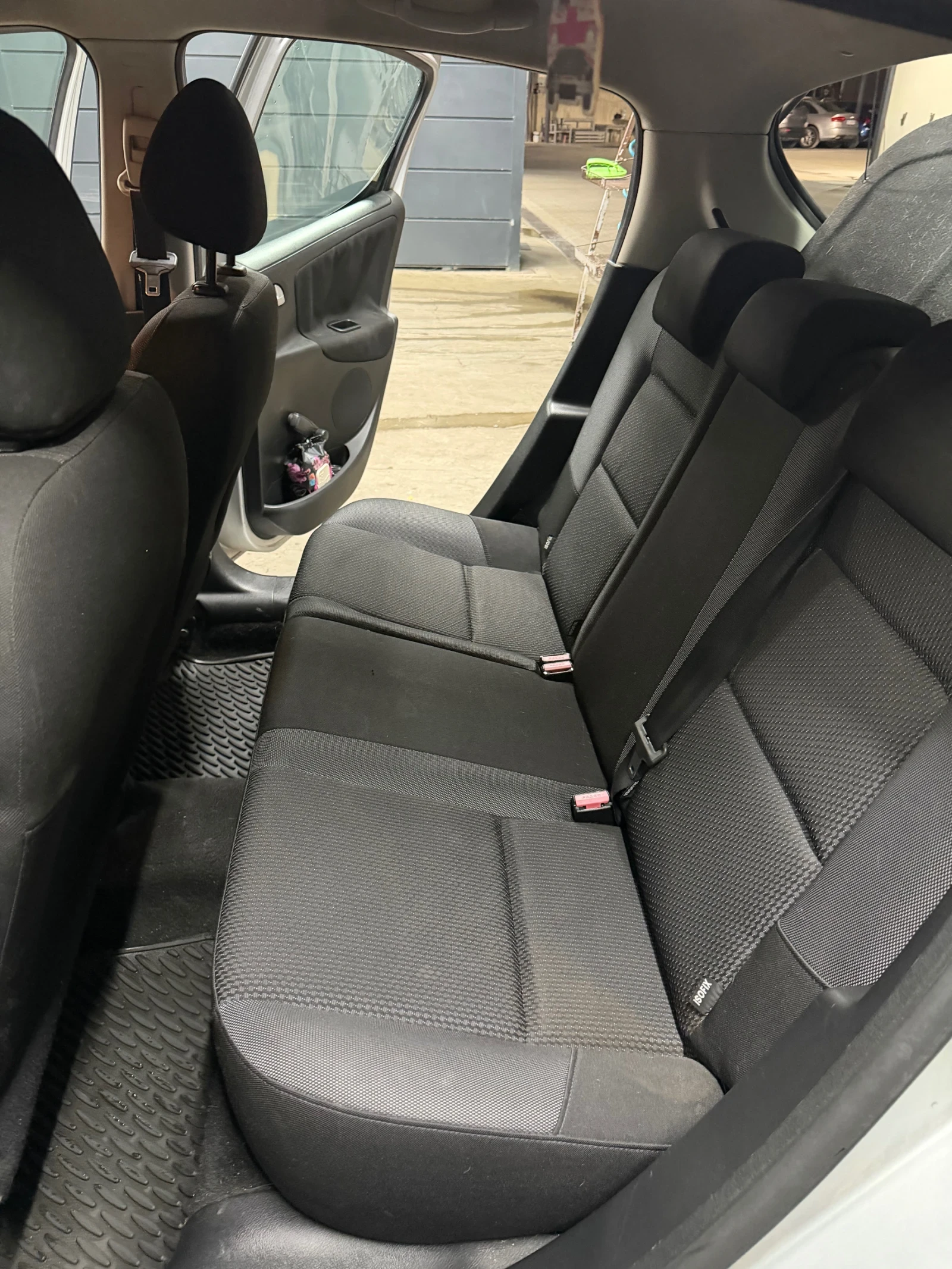Peugeot 207, снимка 10 - Автомобили и джипове - 55193313