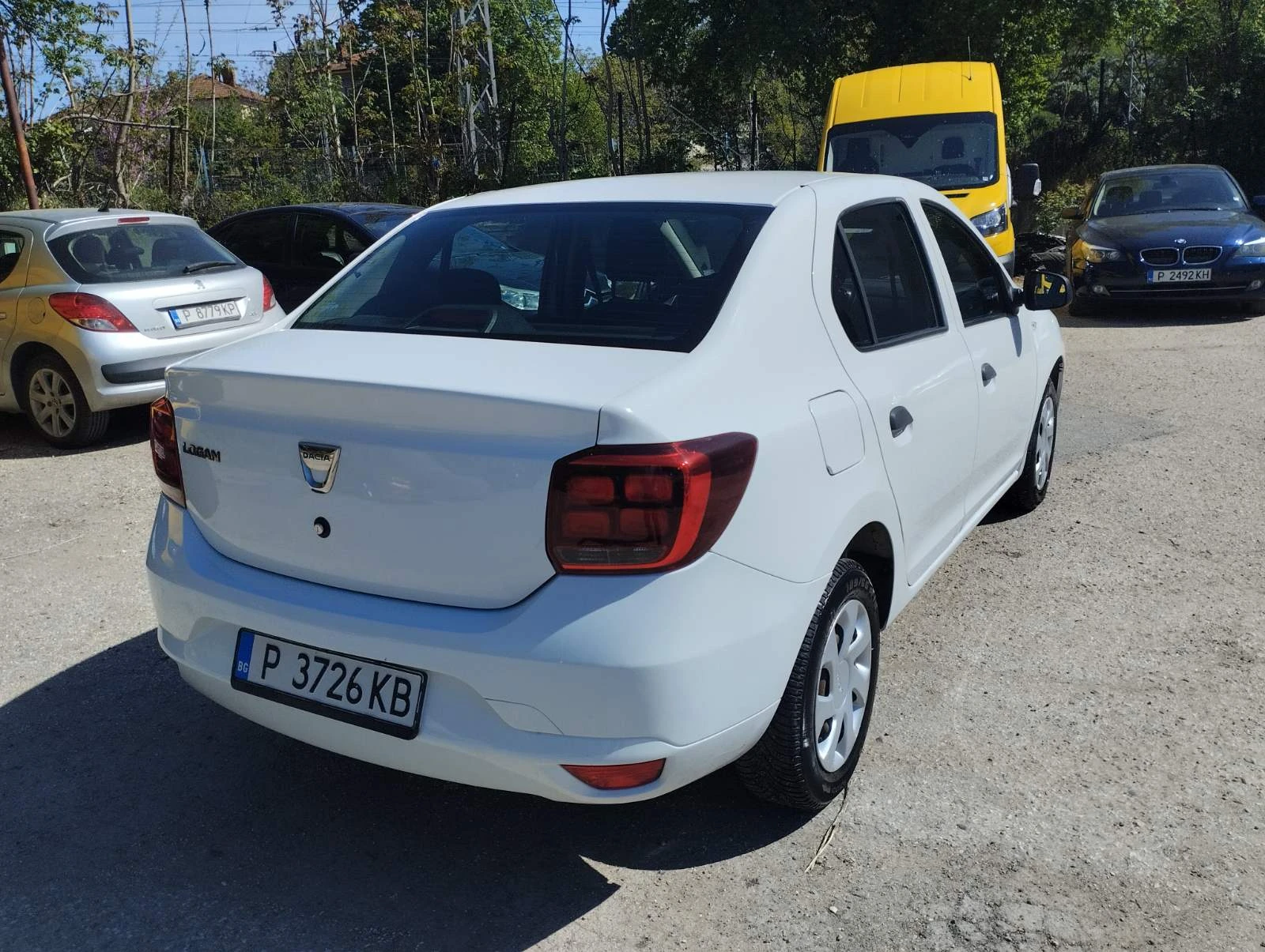 Dacia Logan, снимка 6 - Автомобили и джипове - 55752589