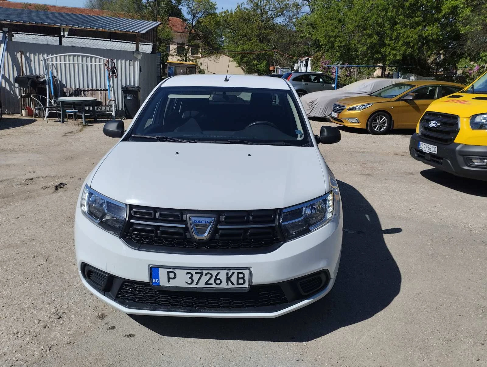 Dacia Logan, снимка 2 - Автомобили и джипове - 55752589