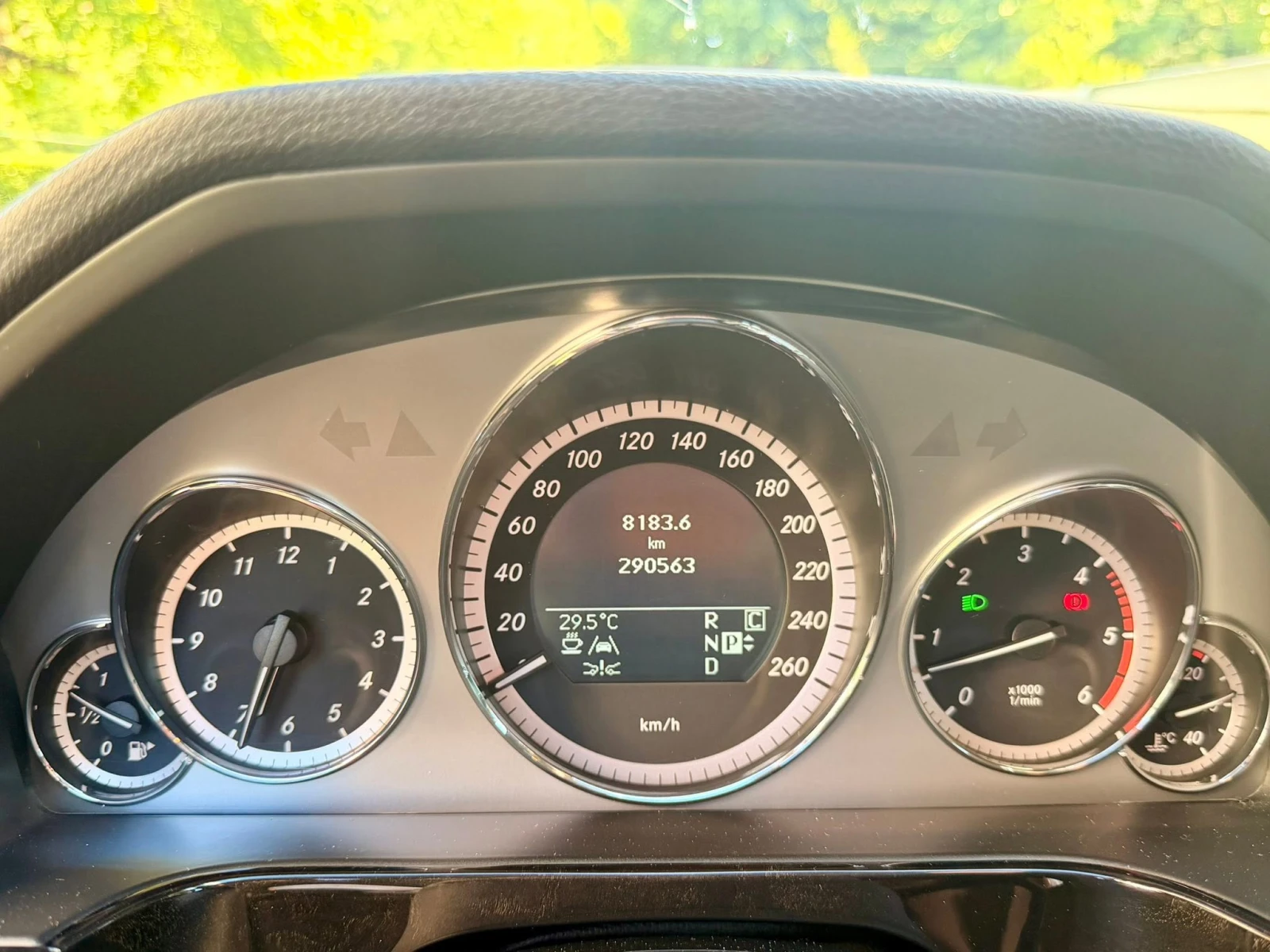 Mercedes-Benz E 350, снимка 4 - Автомобили и джипове - 55842139