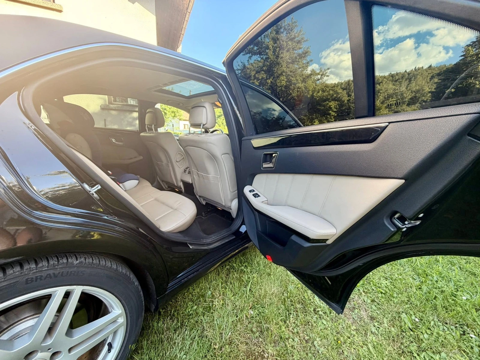 Mercedes-Benz E 350, снимка 10 - Автомобили и джипове - 55842139