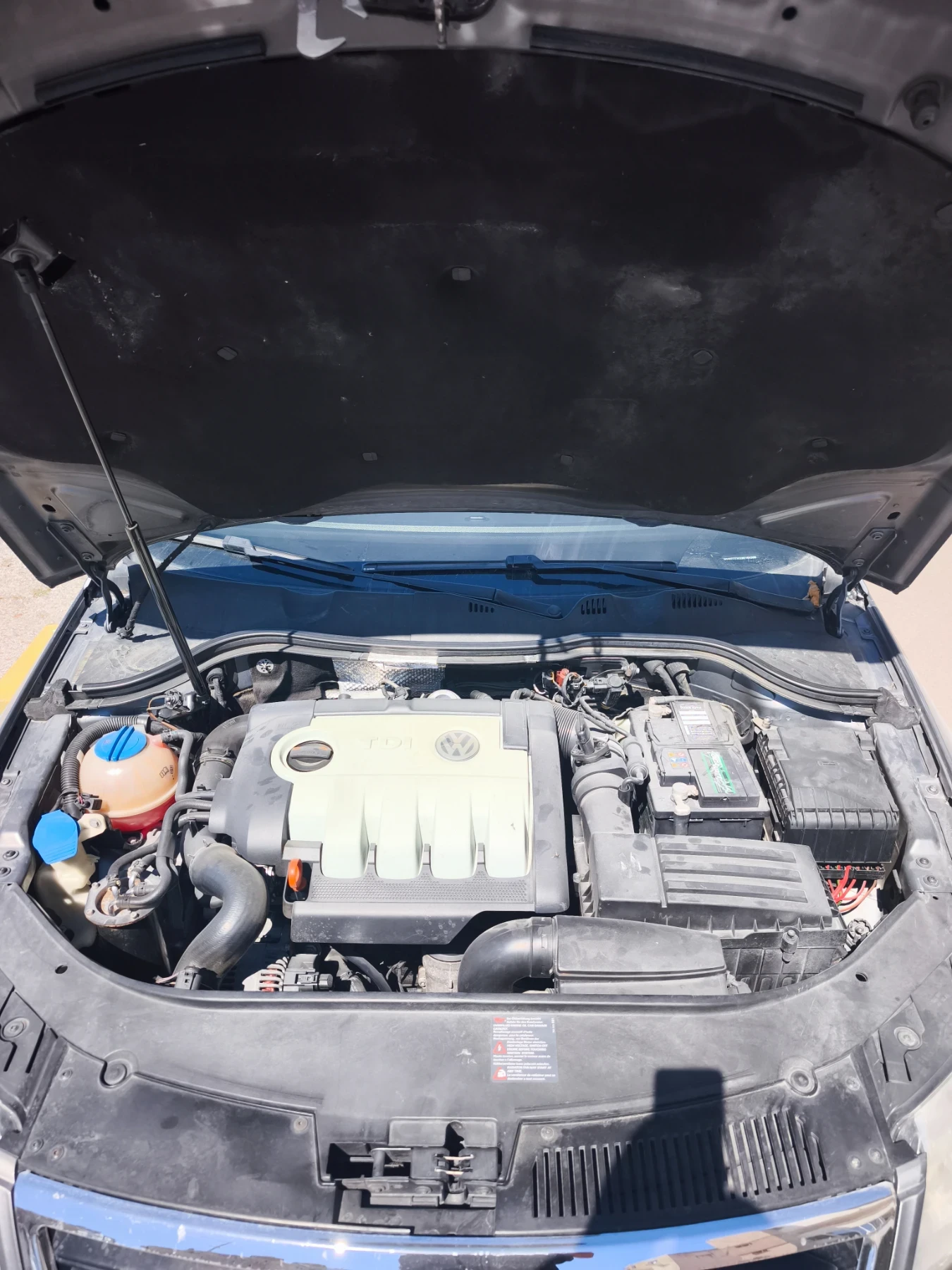 VW Passat, снимка 5 - Автомобили и джипове - 55960887