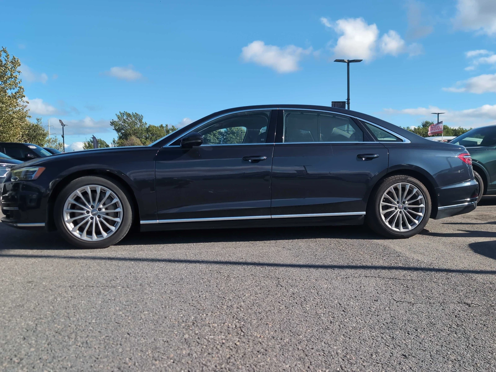 Audi A8 * quattro L * CARFAX * ЦЕНА ДО БГ, снимка 3 - Автомобили и джипове - 55969548