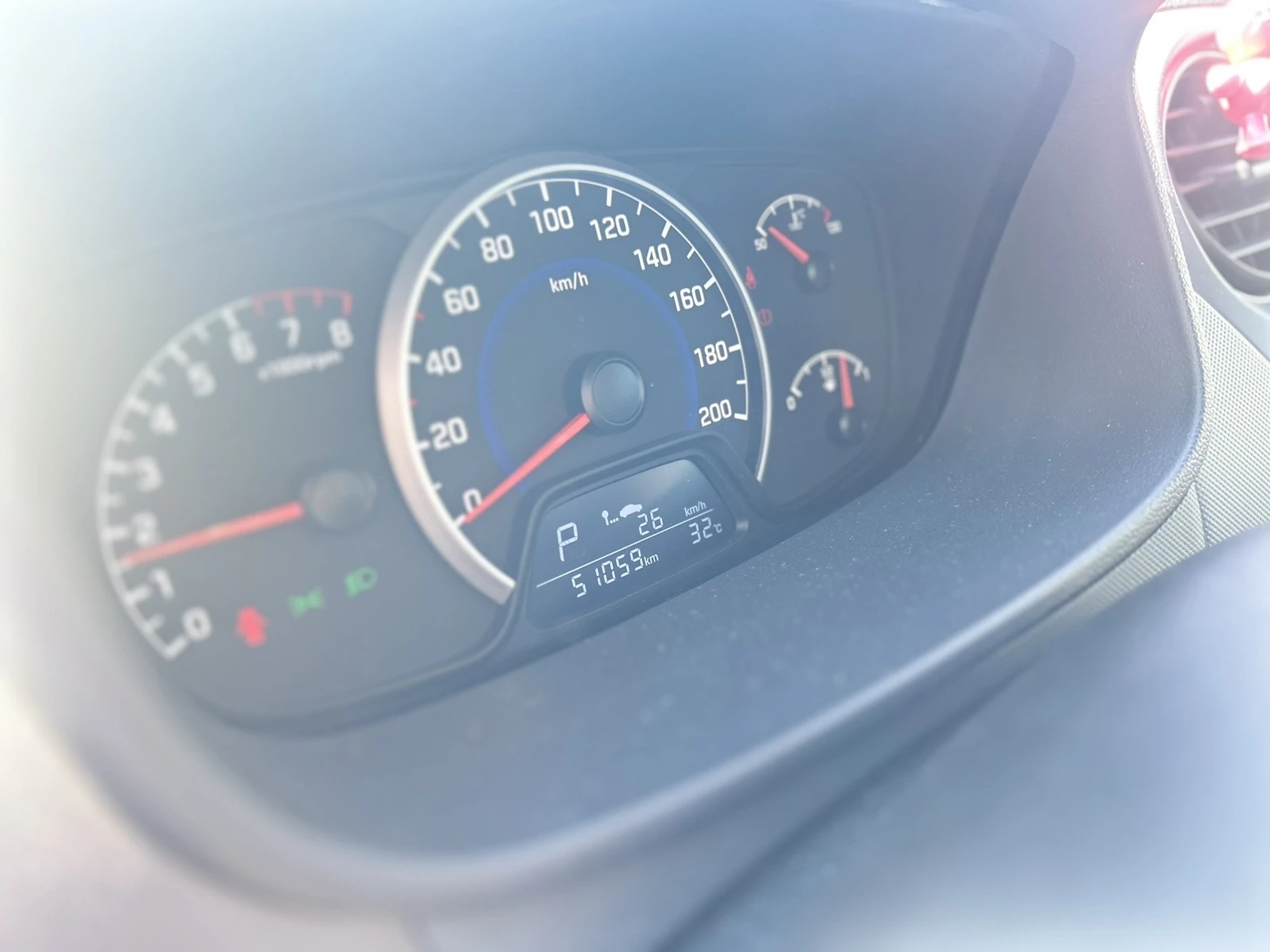 Hyundai I10 Elegance, снимка 10 - Автомобили и джипове - 56132614