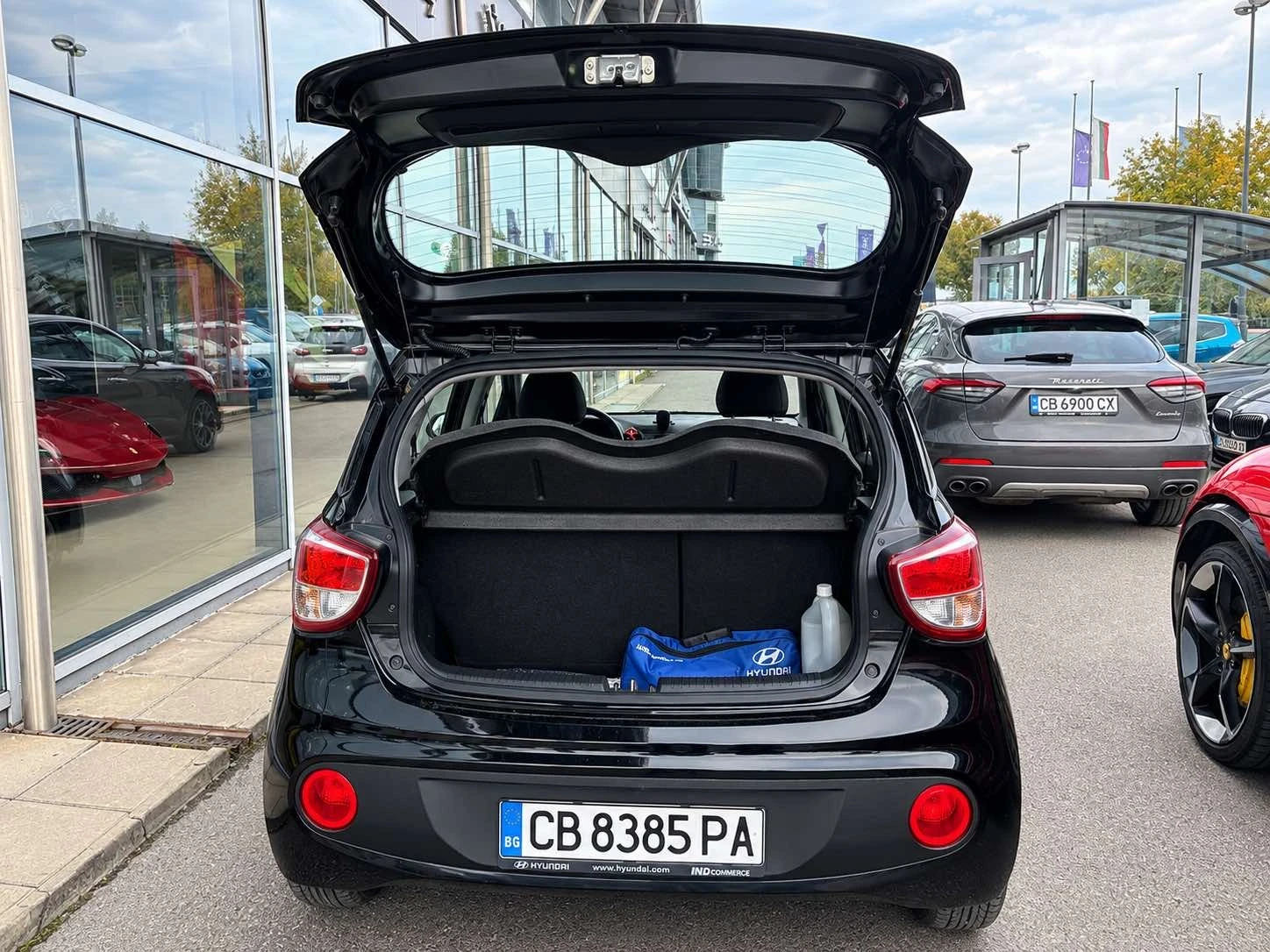 Hyundai I10 Elegance, снимка 4 - Автомобили и джипове - 56665492