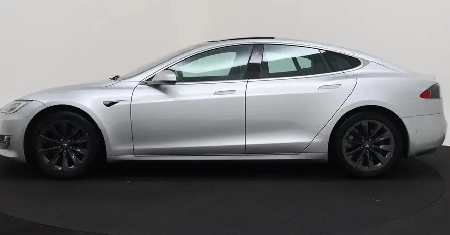 Tesla Model S 75D, снимка 3 - Автомобили и джипове - 56568969