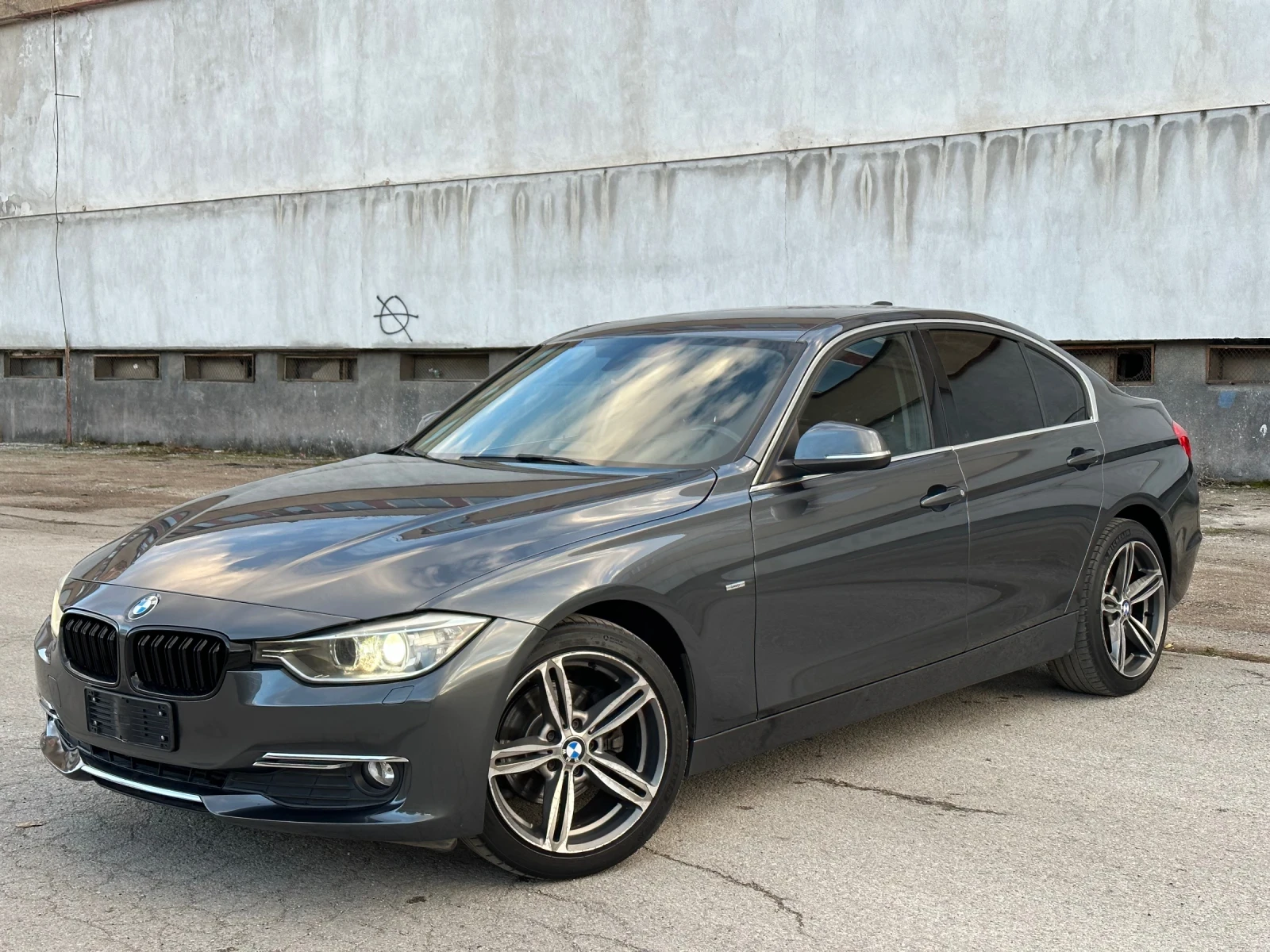 BMW 320 Automatic / 184 / luxury 