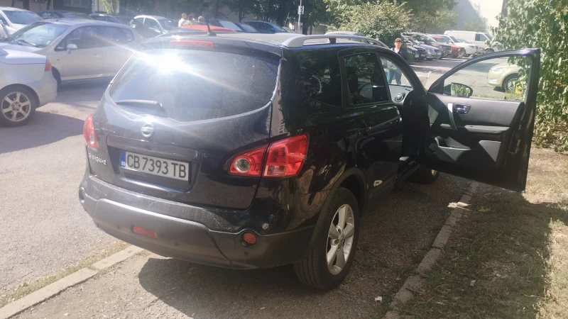 Nissan Qashqai 1.6 бензин , снимка 2 - Автомобили и джипове - 47332135