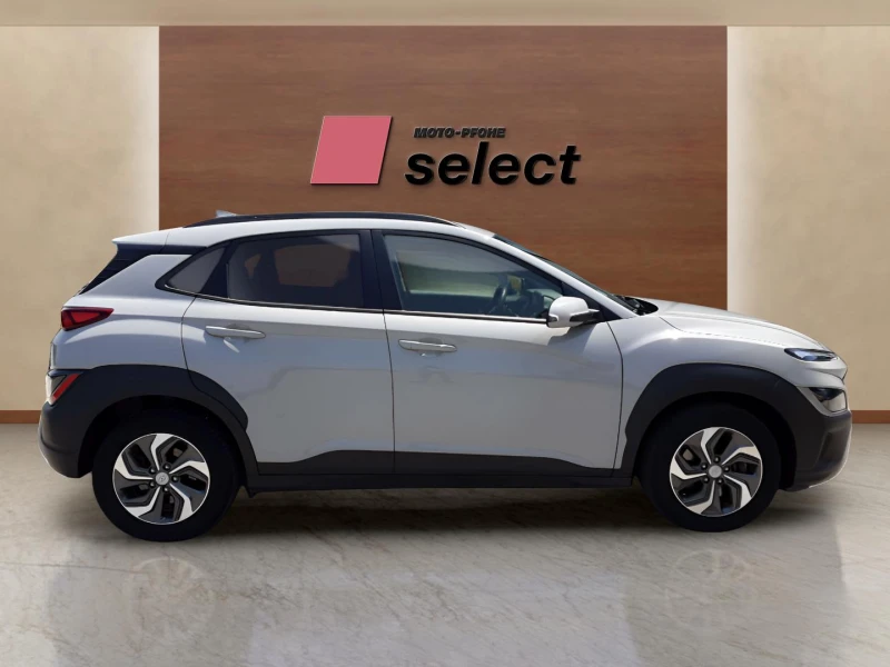 Hyundai Kona 1.6, снимка 4 - Автомобили и джипове - 50887472