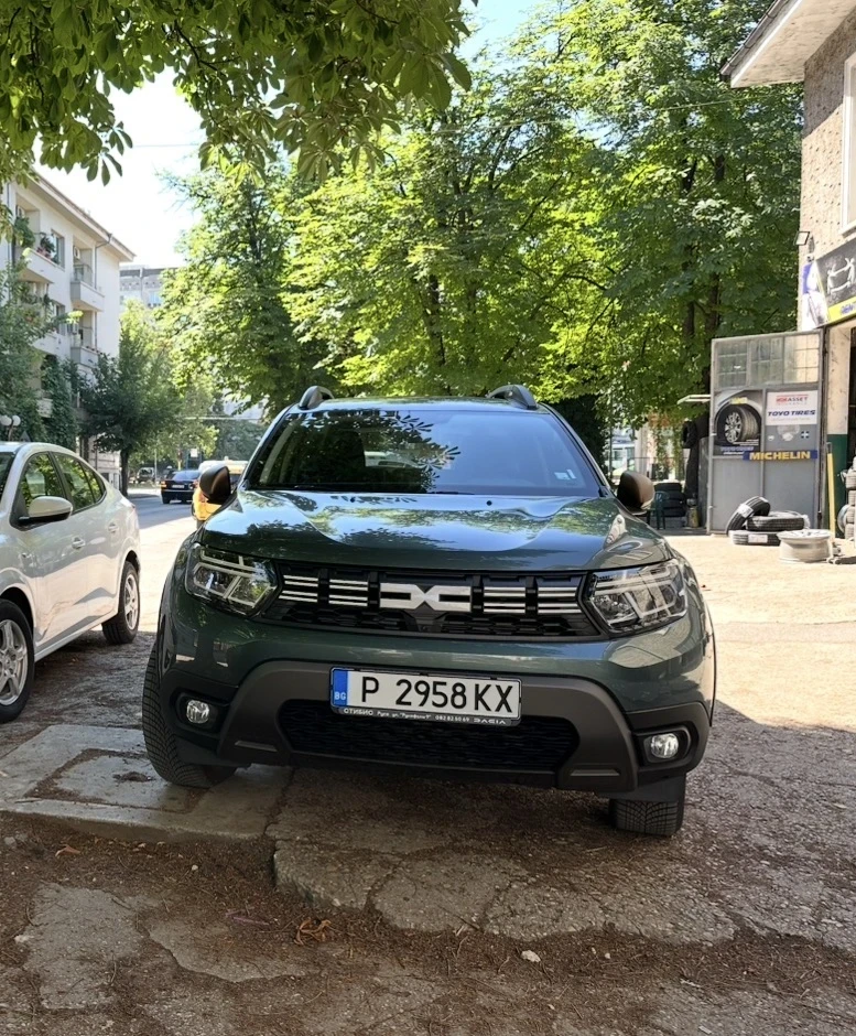 Dacia Duster 1.5 DCI 4x4, снимка 3 - Автомобили и джипове - 56275456