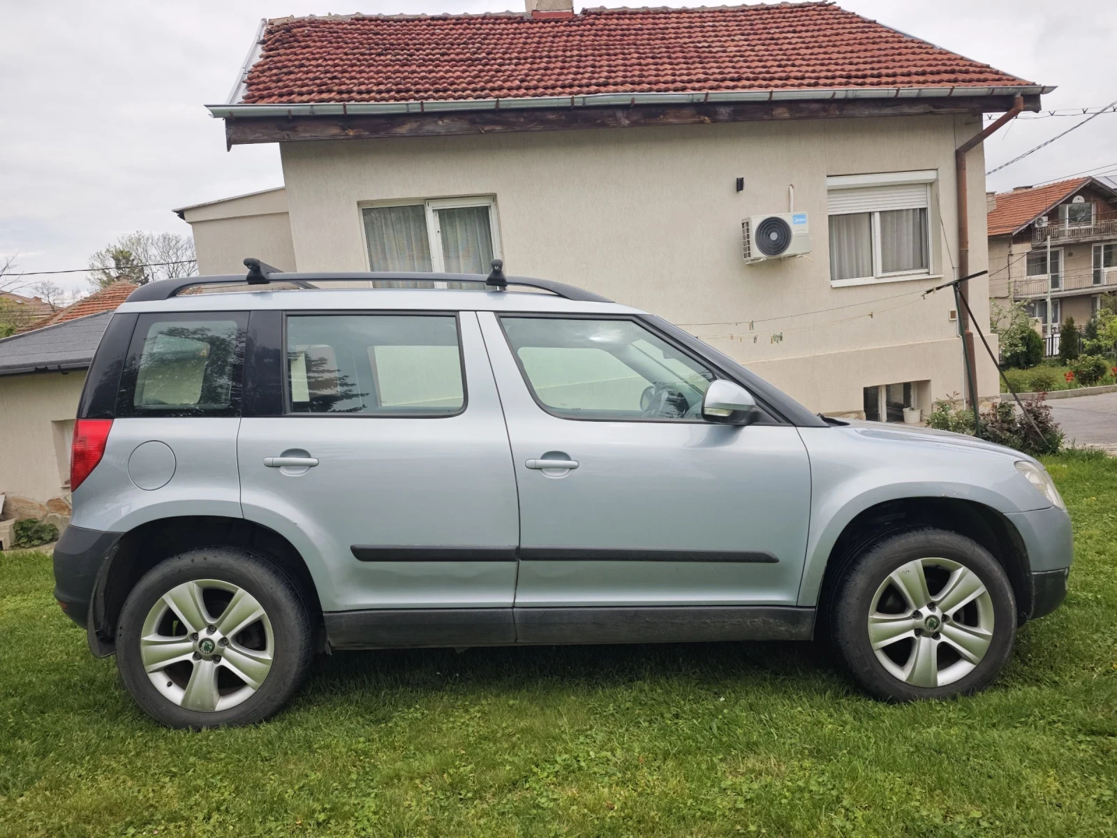 Skoda Yeti 1.8 TSI 4x4  - изображение 3
