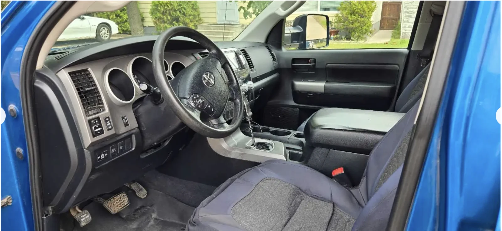 Toyota Tundra 5.7* V8* ПОДГРЕВ* КЕЙЛЕС*  - изображение 7