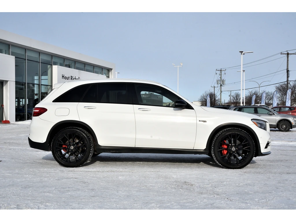 Mercedes-Benz GLC 43 AMG 4MATIC* PANO* Кожа* Подгрев*  - изображение 3