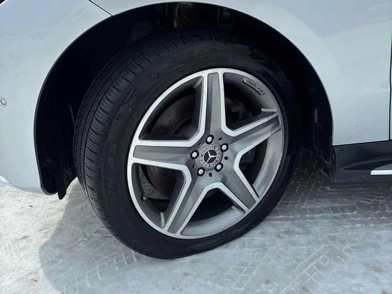 Mercedes-Benz GLE * 400 * CARFAX * ЦЕНА ДО БГ, снимка 7 - Автомобили и джипове - 53725912