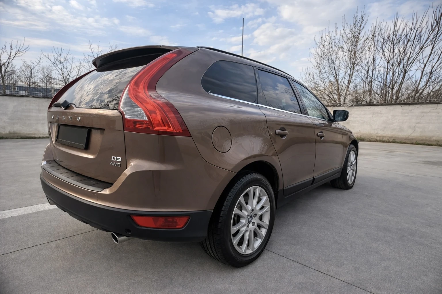 Volvo XC60, снимка 4 - Автомобили и джипове - 54335053