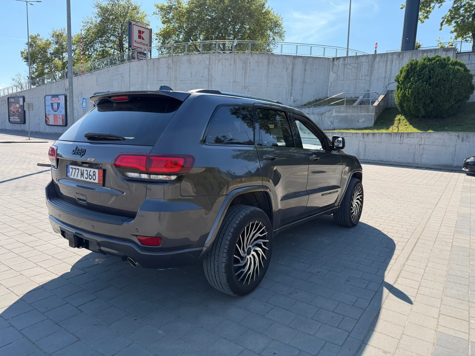 Jeep Grand cherokee, снимка 4 - Автомобили и джипове - 54816722