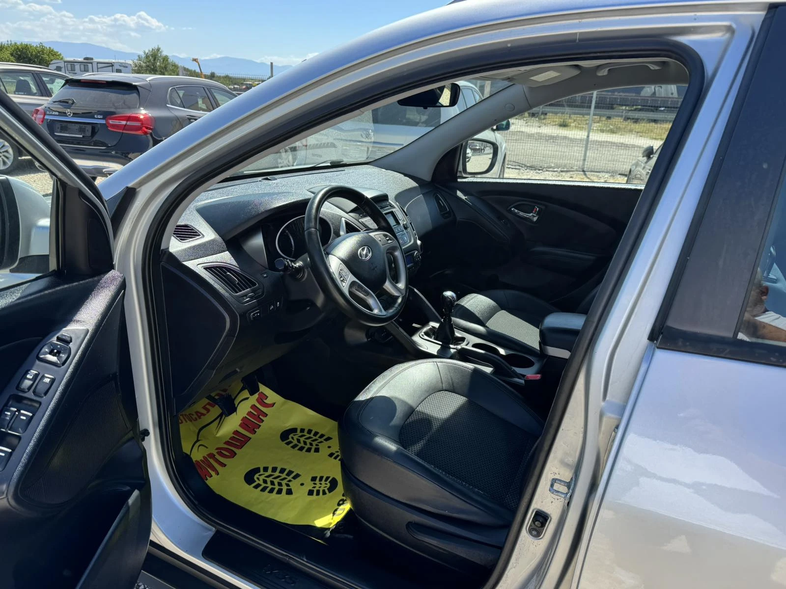Hyundai IX35 1.7CRDI, снимка 12 - Автомобили и джипове - 55528694