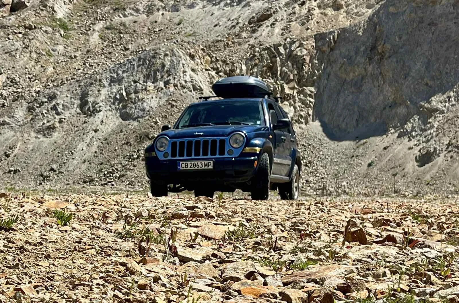 Jeep Cherokee, снимка 12 - Автомобили и джипове - 56054832