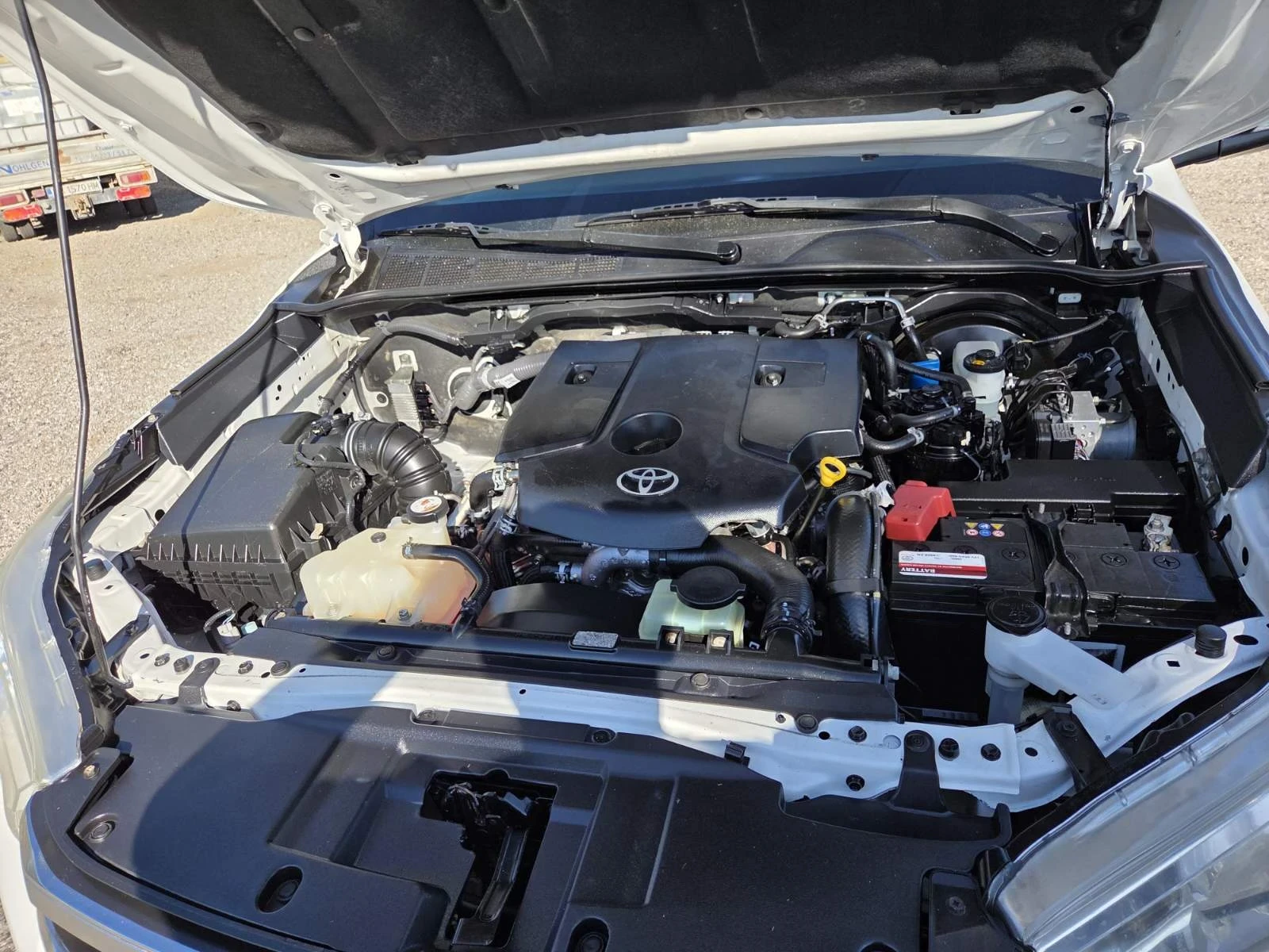 Toyota Hilux, снимка 7 - Автомобили и джипове - 56340876