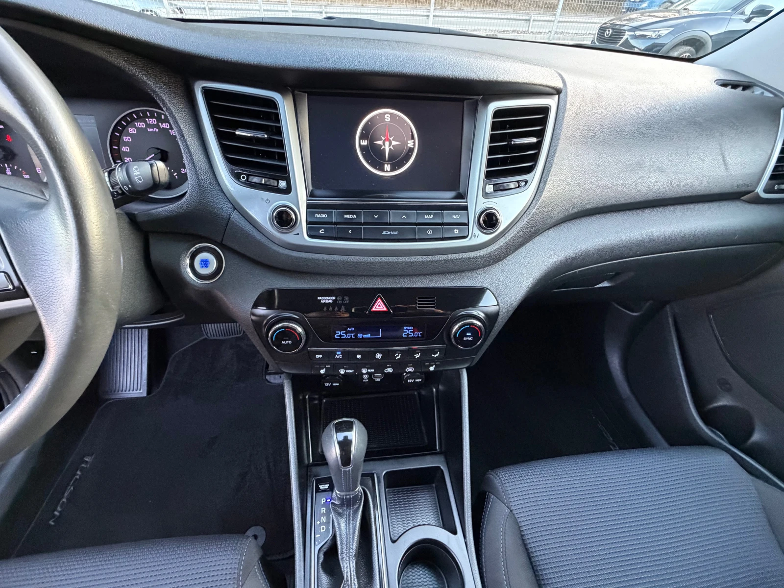 Hyundai Tucson 1.7CRDI* AVTOMAT* PANORAMA* 074260km*  | Mobile.bg � ����������� 12