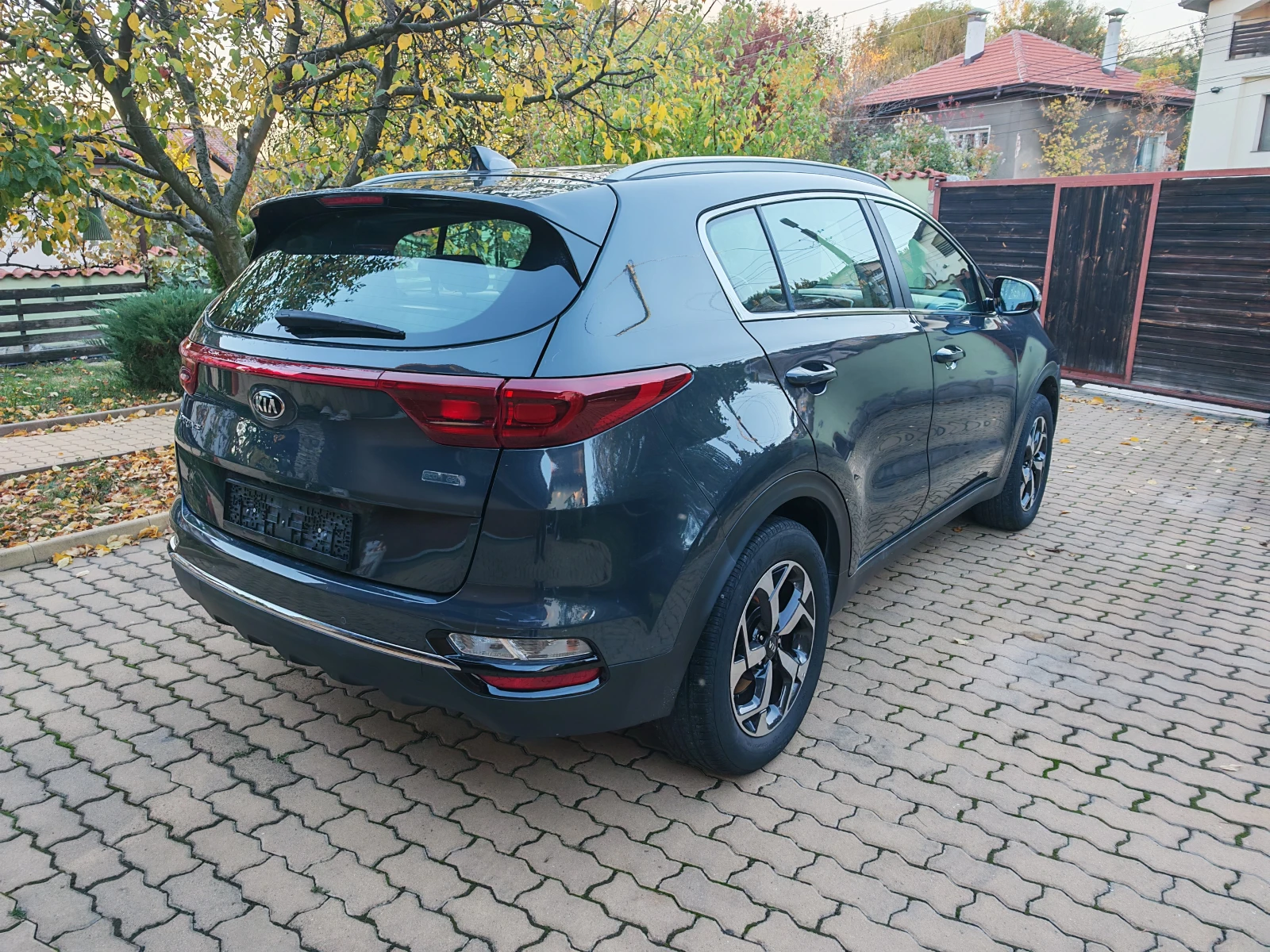 Kia Sportage 1.6-���-����-������-�������� ������ ������ | Mobile.bg � ����������� 4