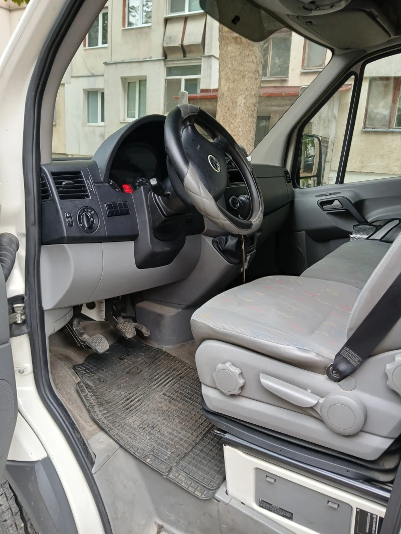 VW Crafter, снимка 6 - Бусове и автобуси - 47468791