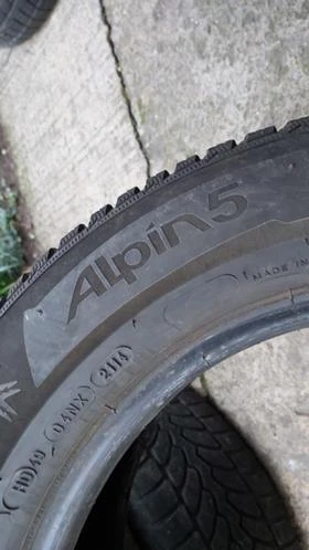 Гуми Зимни 215/60R16, снимка 6